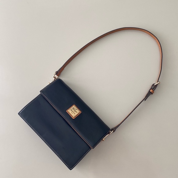 Dooney & Bourke Black Medium Bag